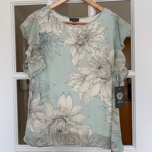 Vince Camuto short sleeves Blouse